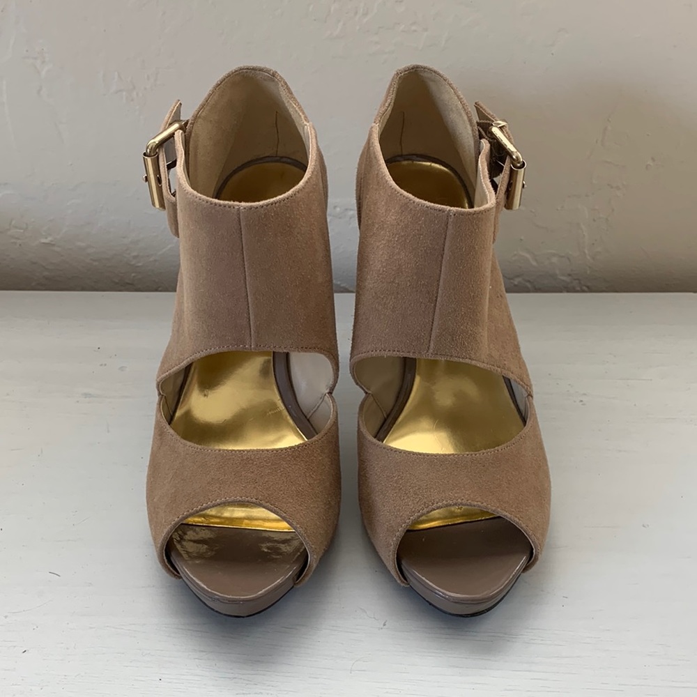 Nine West NW7 The Ocean Beige peep toe heels